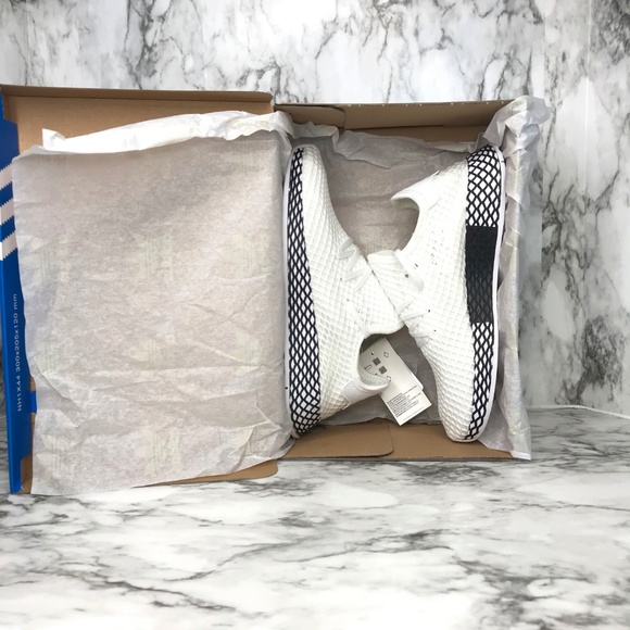 NEW Adidas Deerupt Runner White - Picture 6 of 7
